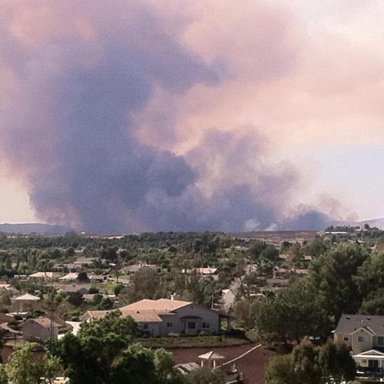 2:10 PM Camp Pendleton fire looking west from Fallbrook, California (c) Denise Harmer